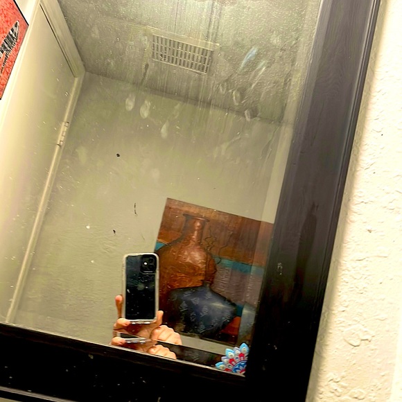 iPhone 12, 64GB memory, Black with charger,the cube ,2 phone cases,and a clip - Picture 1 of 3